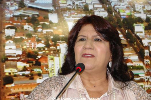 Dona Neide comemora aprovação de projeto que viabiliza parceira entre Senac e Prefeitura